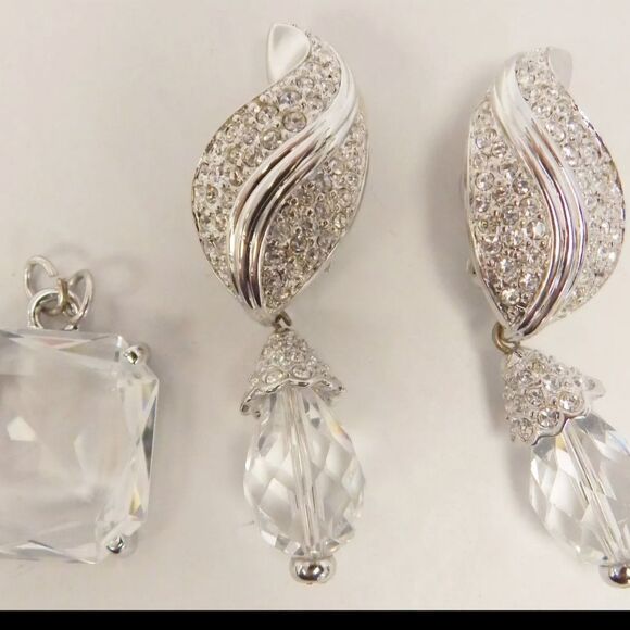Swarovski Crystal Silver Tone Chunky Dangle Earrings & Pendant 41.1g - Picture 3 of 7